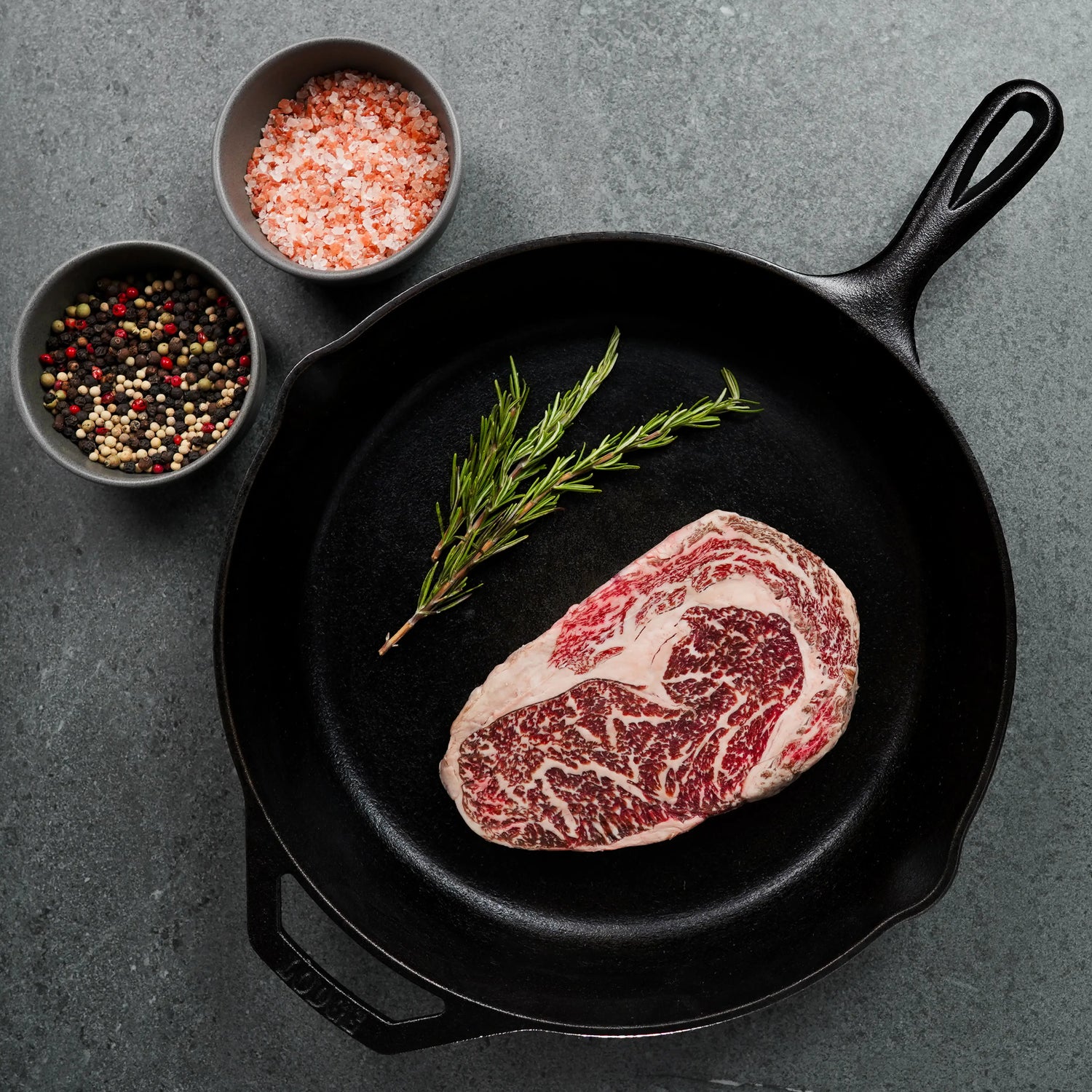 How to Season Steaks: Best Way to Season Steaks