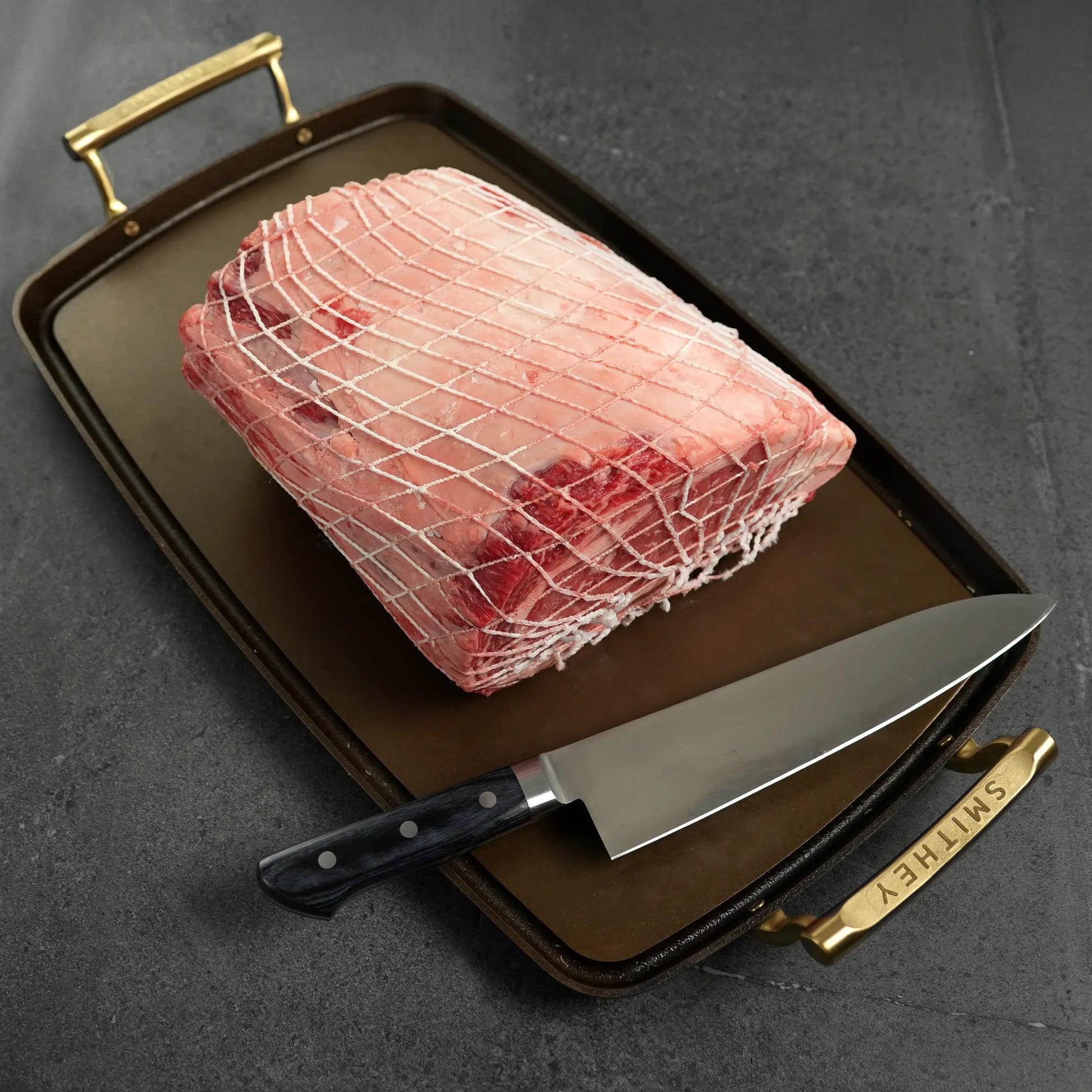 AB Prime BNLS and Netted Roast on Tray