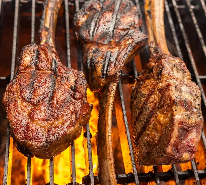 duroc_tomahawk_grilled.webp